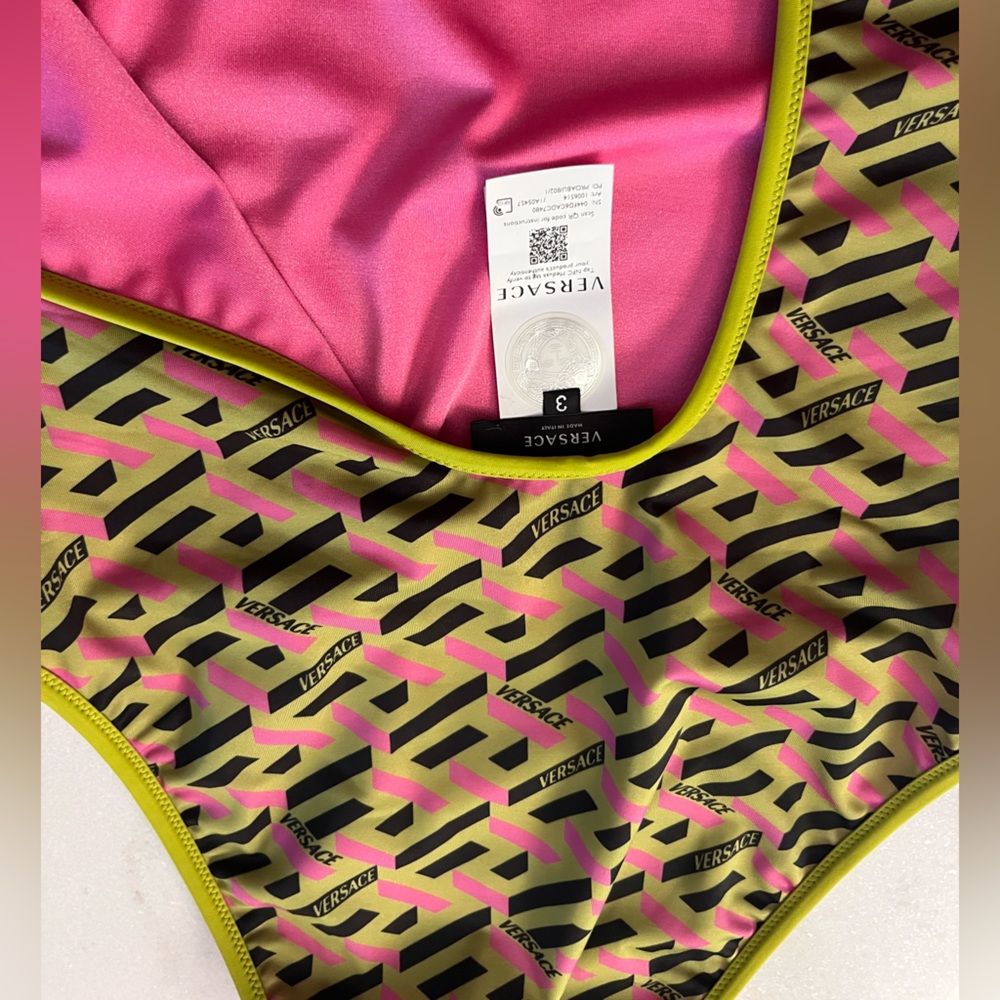Versace swimsuit - Picture 7 of 12